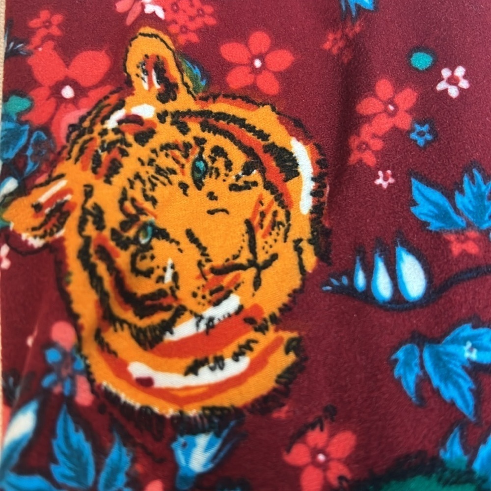 🛍️ 4 for $25 Fierce & Floral - Tiger Print Leggings - Picture 4 of 7